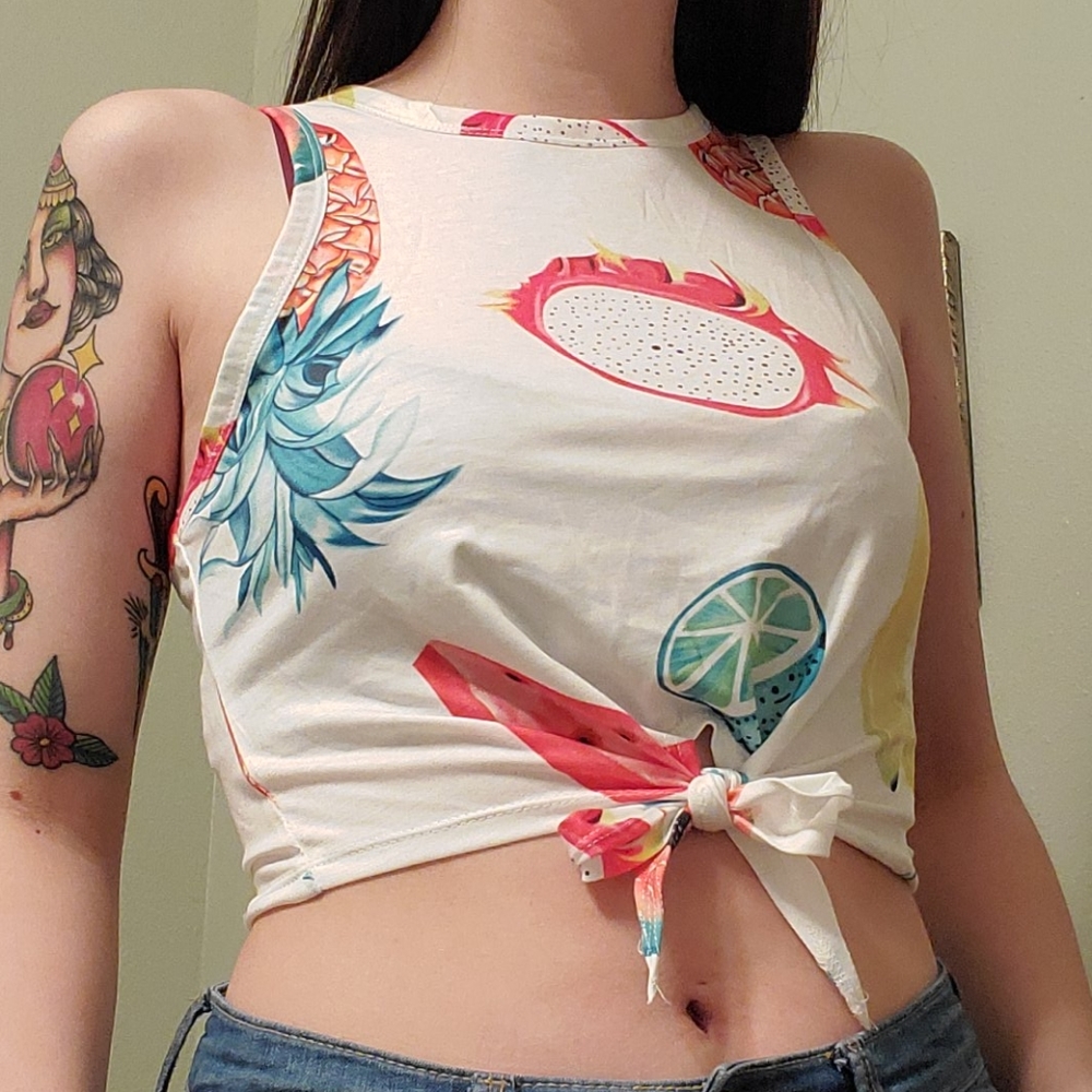 Cropped fruit tank with tie